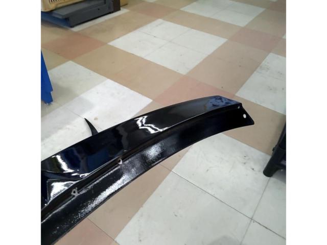 No-brand trunk spoiler
■MAZDA3
Sedan