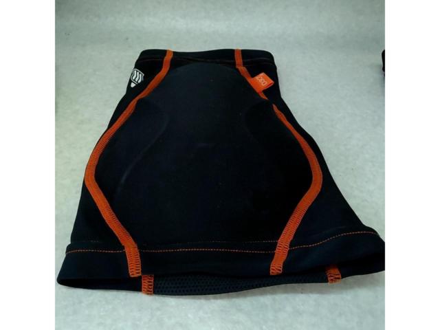HYODD3O
Knee booster/knee guard
