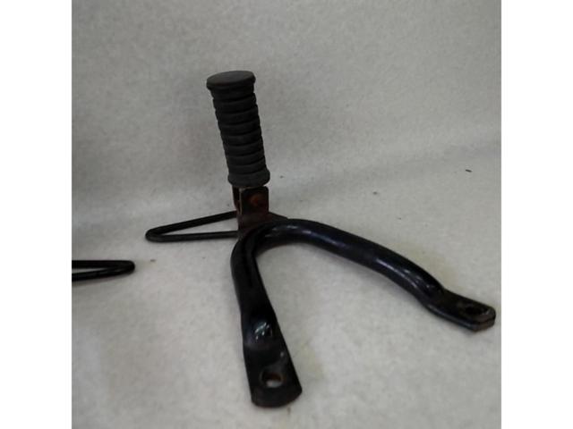 Yamaha TW200 genuine passenger footpegs