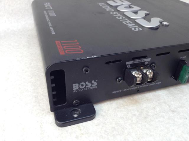 BOSS BOSS
RIOT
R1100M