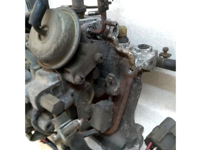 Genuine Nissan Sunny Truck/GB122 carburetor + exhaust manifold