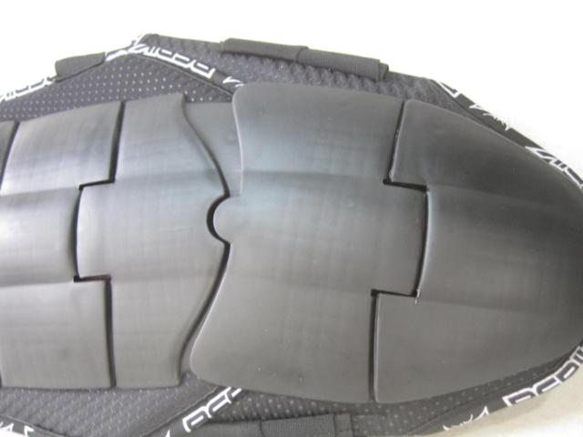 【BERIK】 ベリック 脊椎パッド バックプロテクター PK-284-BK  Mサイズ 