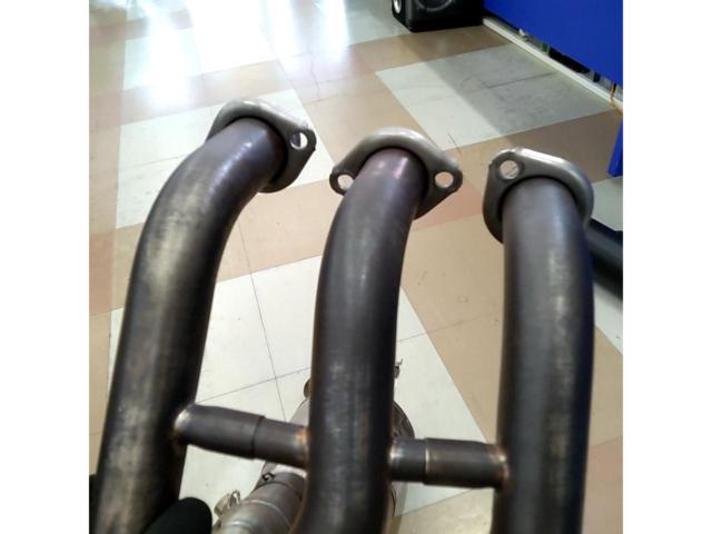 AKRAPOVIC Racing Full Exhaust System for XSR900