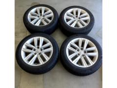 Toyota genuine 210 series Crown genuine wheels + BRIDGESTONE MULTIWEATHER
All-season tires