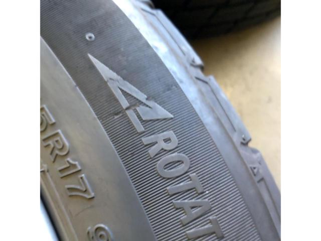Toyota genuine 210 series Crown genuine wheels + BRIDGESTONE MULTIWEATHER
All-season tires