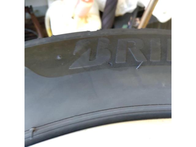 Toyota genuine 210 series Crown genuine wheels + BRIDGESTONE MULTIWEATHER
All-season tires