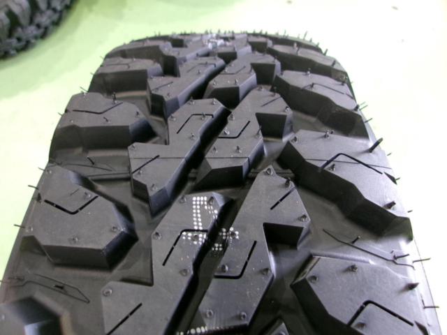 Brand new tires! INTER
MILANO
MUD
BAHN
XR-800M
+
YOKOHAMA
GEOLANDAR
M / T
G003