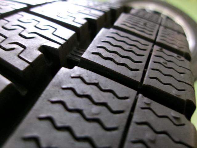 Newer model with plenty of tread! Wheels unused and balanced. DUNLOP tires.
WINTER
MAXX
LV01
for
VAN
+
JAPAN three yang
ZACK
JP-205