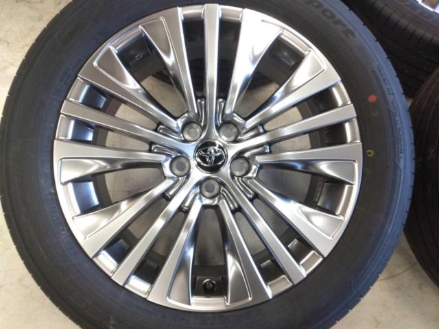 Toyota Harrier genuine wheels + TOYOPROXES
SPORT
225 / 55R19