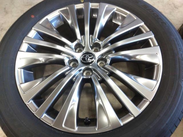 Toyota Harrier genuine wheels + TOYOPROXES
SPORT
225 / 55R19