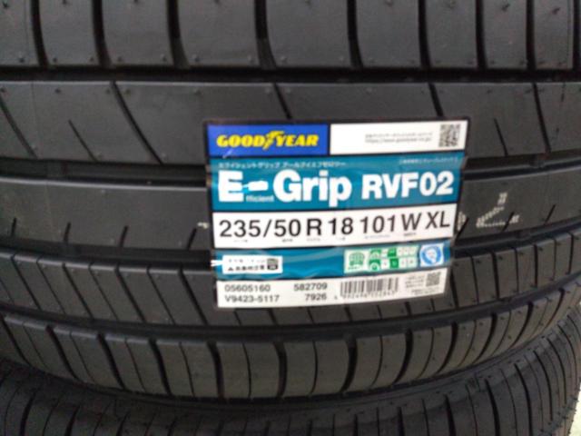 TOYOTA
Genuine machined finish wheels for the early model 30-series Alphard/Vellfire
+
GOODYEAR
EfficientGrip
RVF02
Tire new goods!