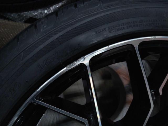 EMN
GERMANY
5787
+
KENDA
KR32
Tire new goods!