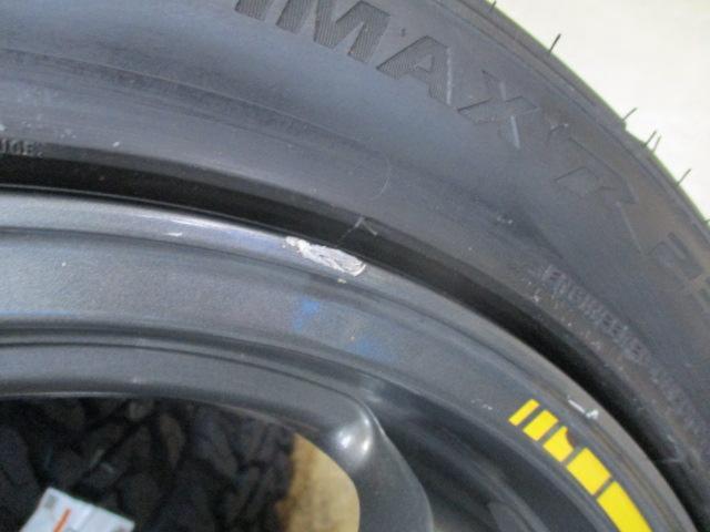 DOWN
HILL
SPECIAL
D.H.S
ae034
+
[New tires]
SHIBATIRE
R23