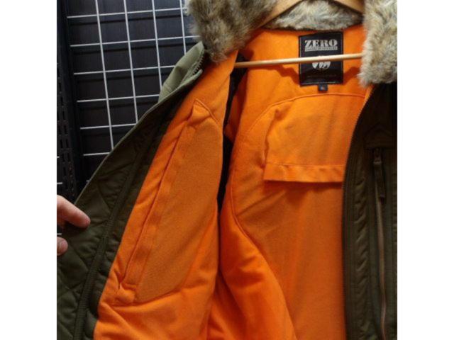 ZEROOUTFITTERS
Jacket
Size BL