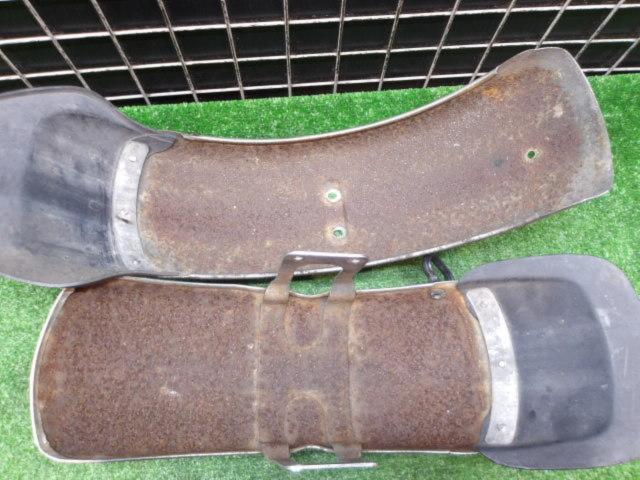 HONDA Front and Rear Fender Set
Remove American Dax