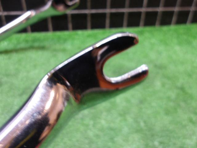 Grab bar from an unknown manufacturer
Remove GT380