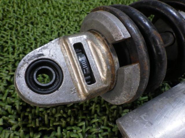 【SUZUKI】リアサスペンション GU74A 外し