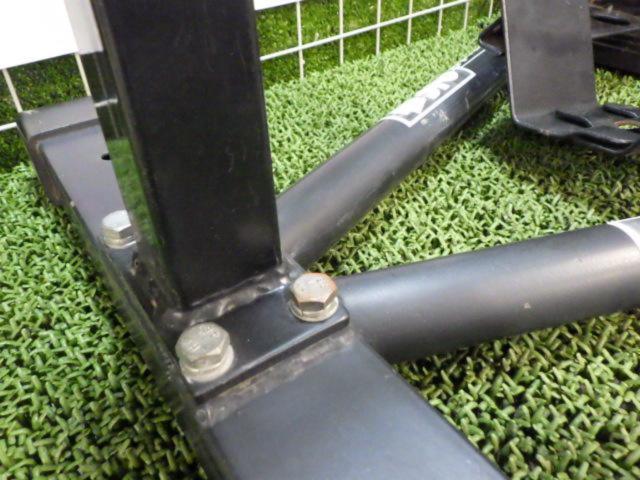 ASTRO
PRODUCTS (Astro Products) Front Stand/Wheel Chock Stand