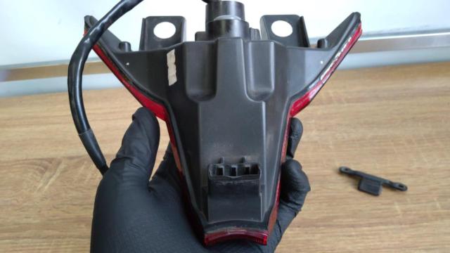 【KAWASAKI】 NInja250(2BK-EX250P)  純正 テールランプ