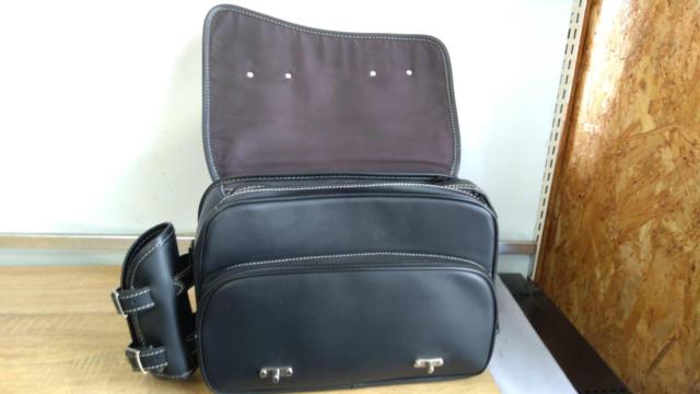 KEMIMOTO
Side bag
Capacity Unknown