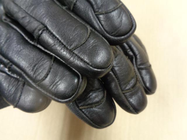 HenlyBegins
(Henry Begins)
Leather Gloves
black
L size