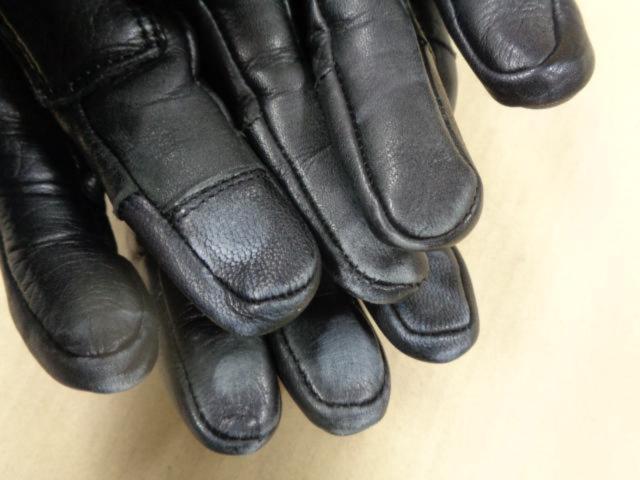 HenlyBegins
(Henry Begins)
Leather Gloves
black
L size