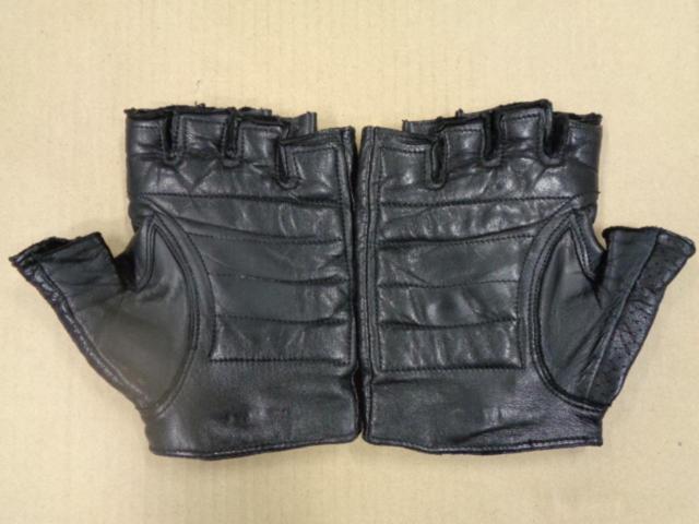 HarleyDavidson(ハーレーダビッドソン) パンチングレザーフィンガーレスグローブ ブラック XLサイズ