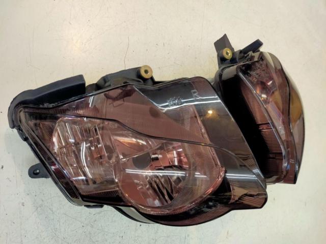 Unknown Manufacturer
Headlight unit (smoked lens)
CBR1000RR (SC59 early period｜’08-’11)