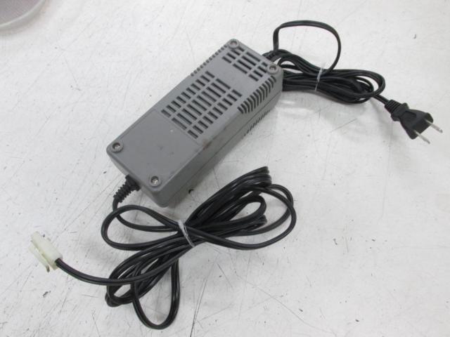 TECMATE (Okada Shoji)
OPTIMATE3 Battery Charger
12V0.6A output