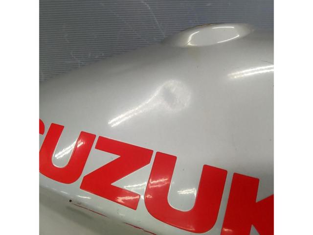 SUZUKI 純正ガソリンタンク 【GSX750S刀】