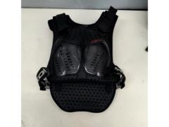 KOMINE
SK-688
Supreme body protector
Size: Ladies
