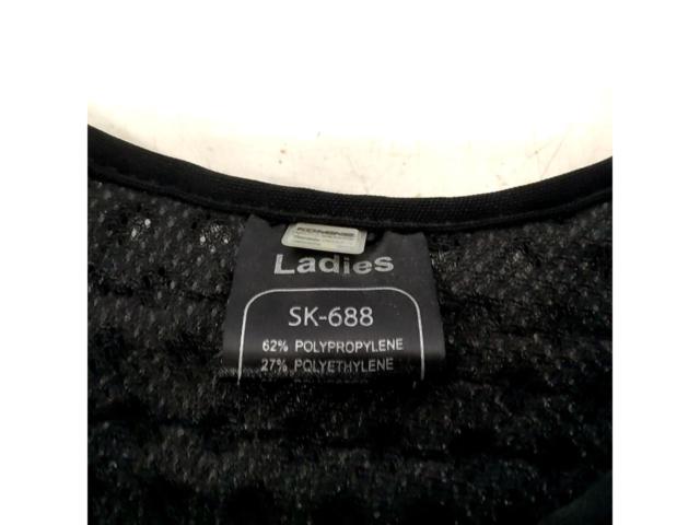 KOMINE
SK-688
Supreme body protector
Size: Ladies