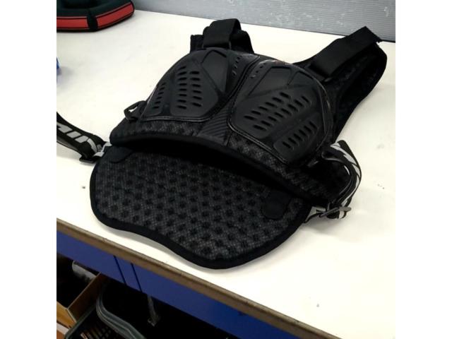 KOMINE
SK-688
Supreme body protector
Size: Ladies