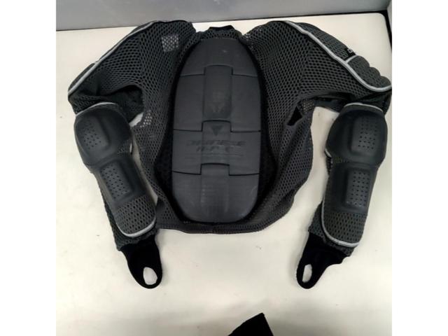 DAINESE
MULT
.J.2
Protective Mesh Inner Jacket
Size: S