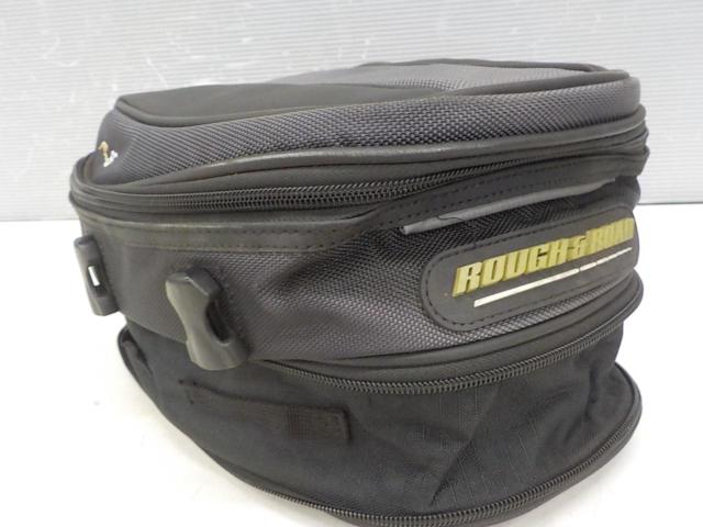 ROUGH &amp; ROAD (Rafuandorodo)
SS compact tail
Seat Bag
Capacity: 7.5L ~ 10L