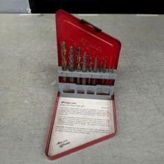 Snap-on
Ten
PIECE
EXTRACTOR
and
DRILL
SET
