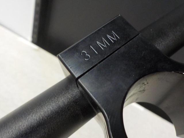 Unknown Manufacturer
Separate handle left and right set
General purpose / Clamp diameter: Φ31