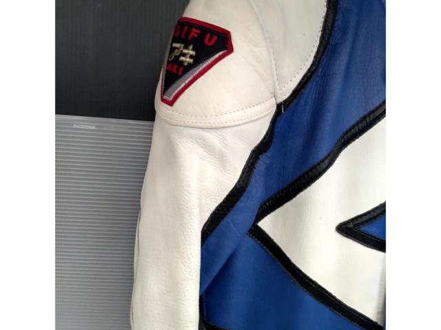 DELUXE
MODE
Separate racing suit
Size: M
* Current sales / not covered by warranty