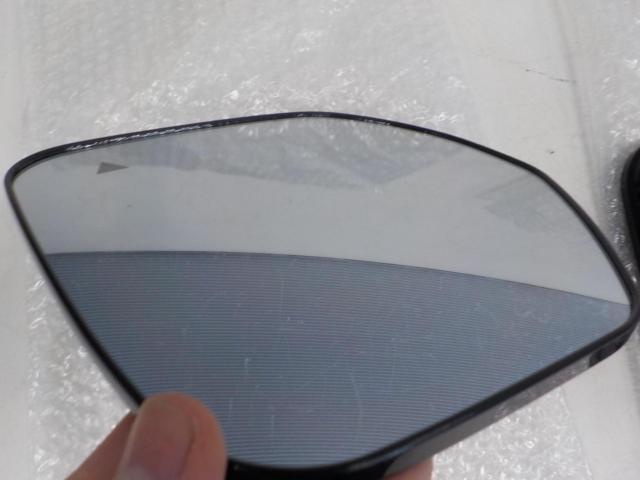 Mitsubishi genuine
Genuine door mirror lens left and right set
Delica D: 5 / CV1W
Late]