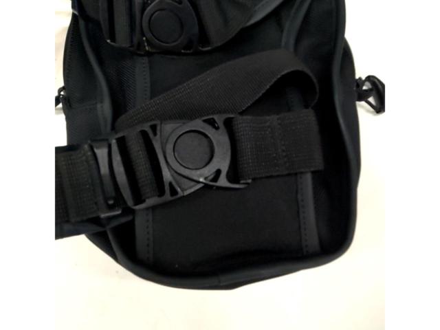 KUSHITANI
K-3588
Reggubaggu
Capacity: Approx. 2.4L