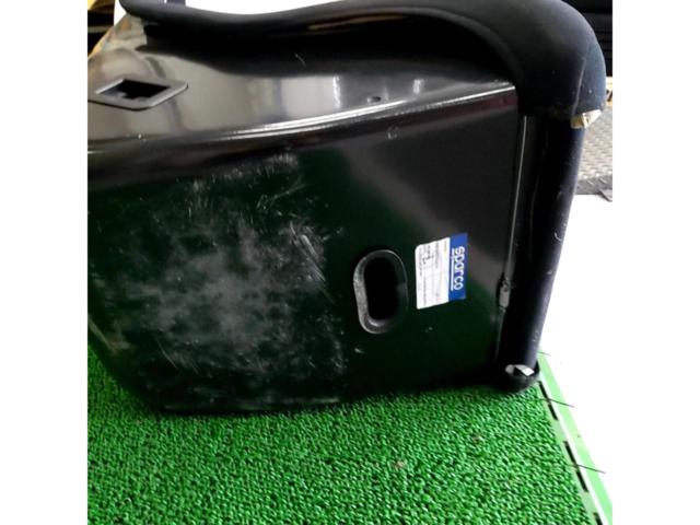 SPARCO
CIRCUIT
VTR
Full bucket seat with head guard
Side fastening