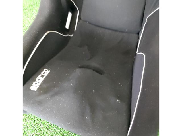 SPARCO
CIRCUIT
VTR
Full bucket seat with head guard
Side fastening