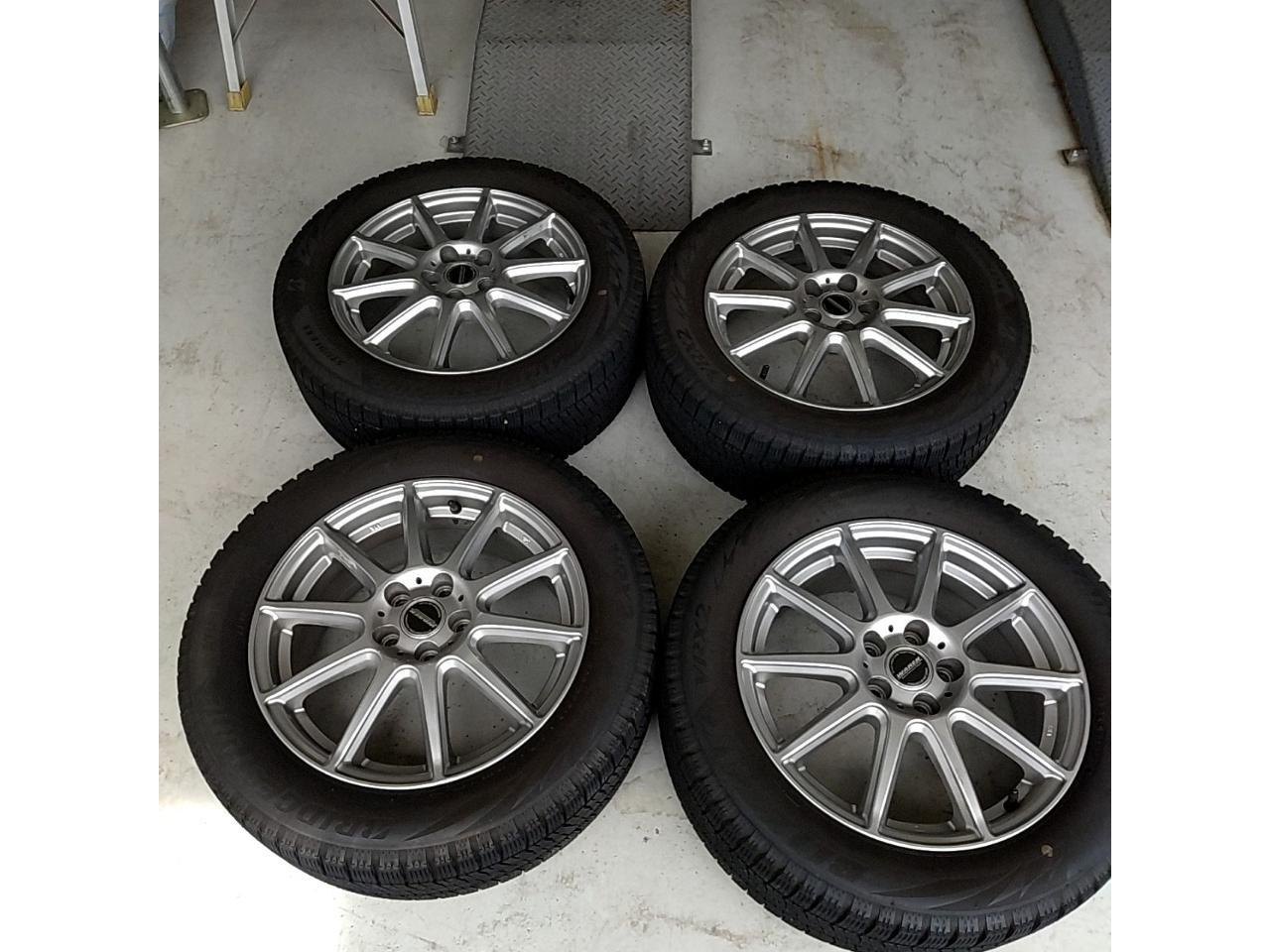 Used W/As-is T
HOT
STUFF
WAREN
WR10
(5HOLE)
+
BRIDGESTONE
BLIZZAK
VRX2