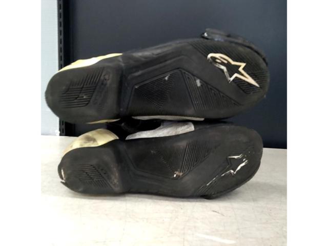 Alpinestars
SMX-S
Racing boots
Size: JP / 26.5cm
EU / 42
US / 8