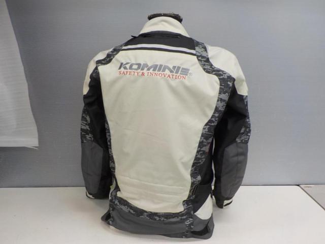 KOMINE
Nylon jacket
Size: JP / XL
EU / L