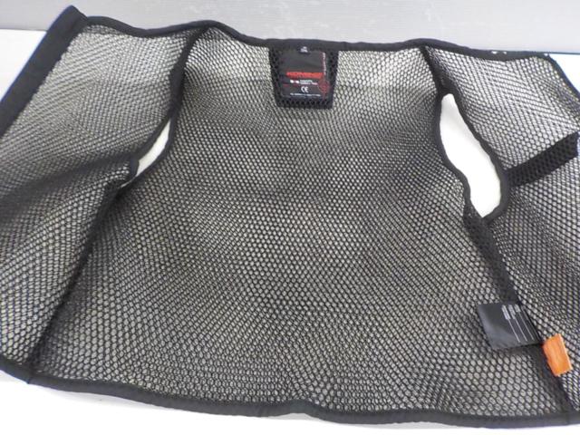 KOMINE
07-084
3D air mesh inner Best
Size: JP / 2XL