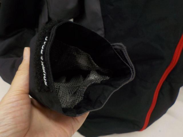 Rough &amp; load
Nylon jacket
Size: LL