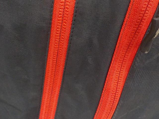 Rough &amp; load
Nylon jacket
Size: LL