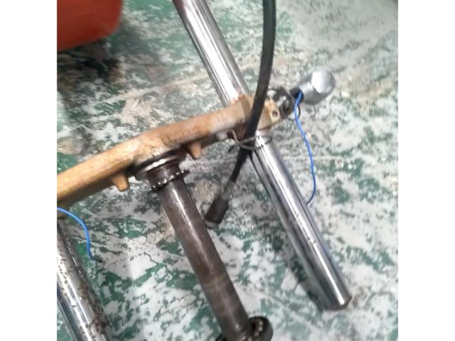 7YAMAHA TW200純正フロントまわり