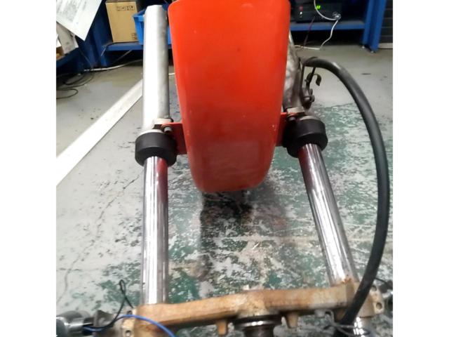 7YAMAHA TW200純正フロントまわり